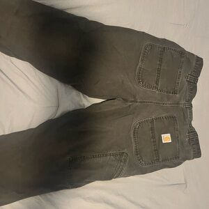 Men’s Charhartt work pants.